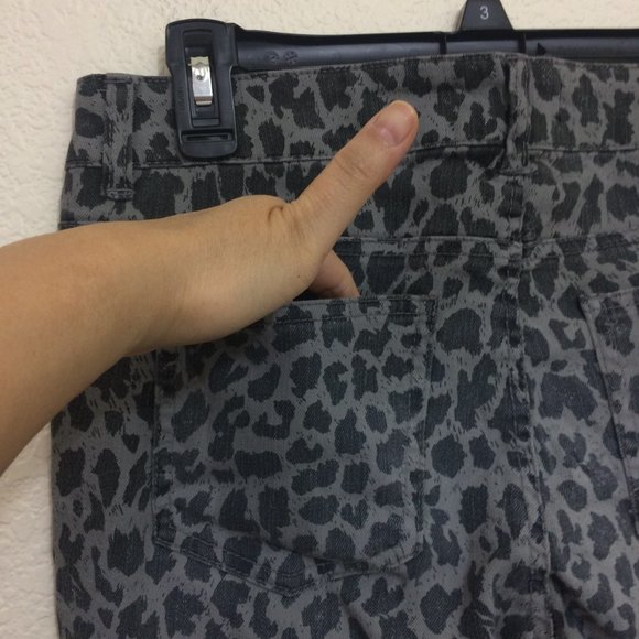 Forever 21 Skinny Ankle Jeans Animal Print NWT - Picture 9 of 12